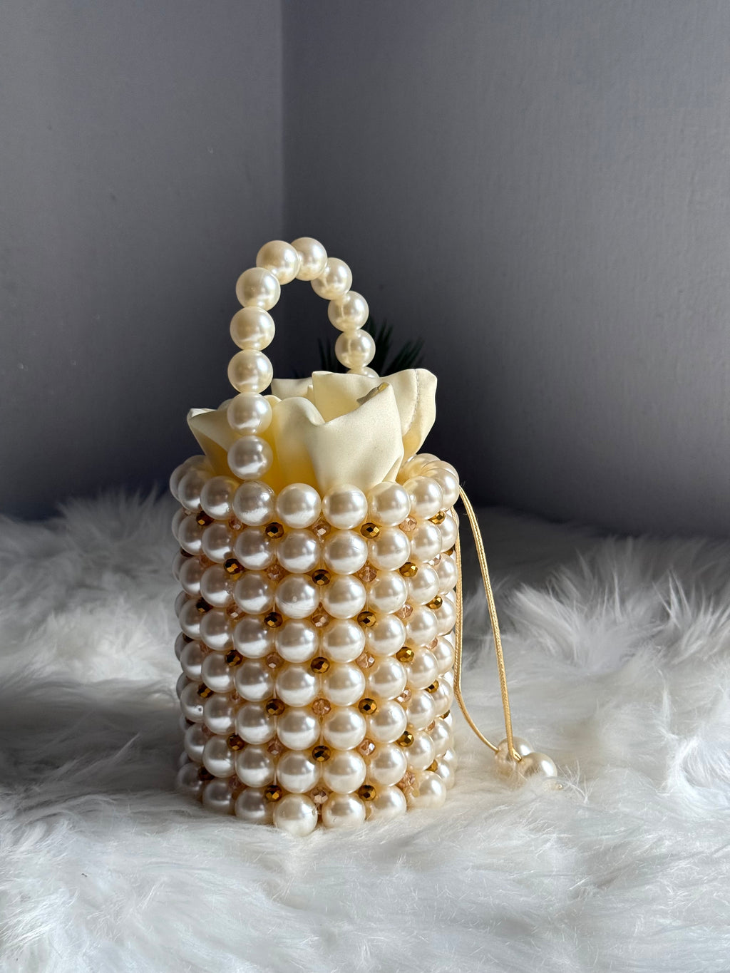Bag Ewa — Ivory and gold